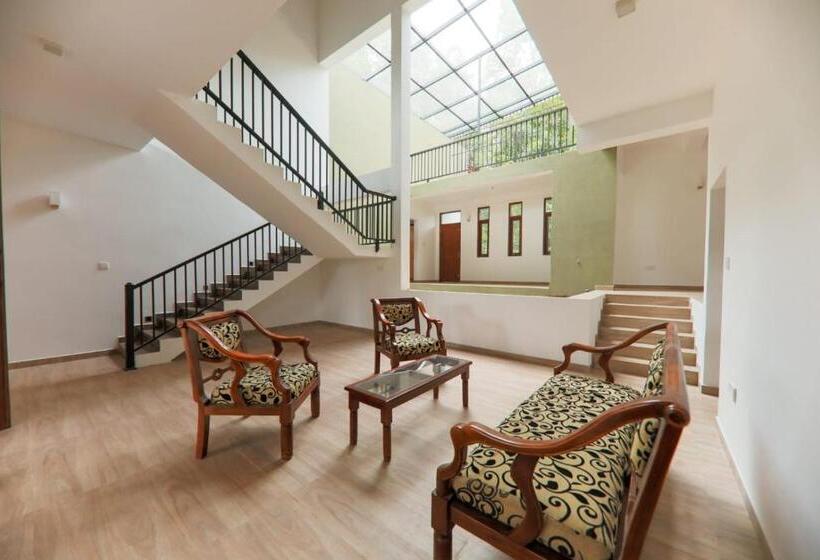 צימר Hikka Tulips Villa