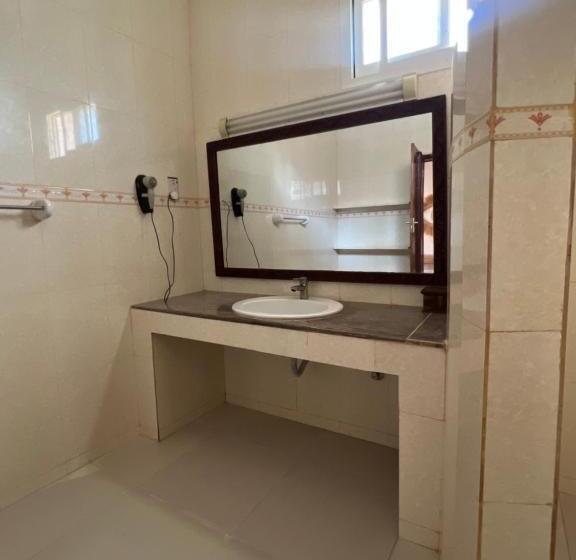 مبيت وإفطار Ukaya Villa