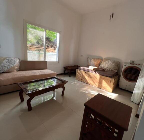 مبيت وإفطار Ukaya Villa