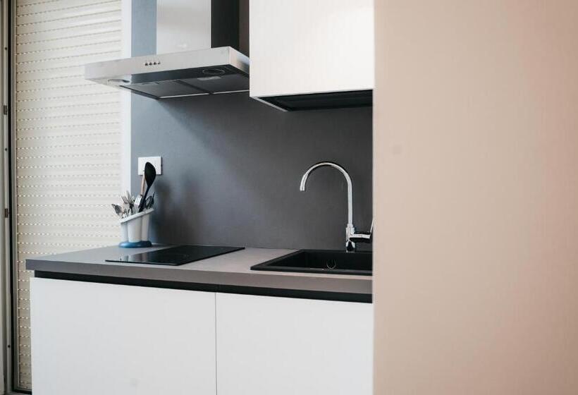 ベッドアンドブレックファースト Winning Apartments