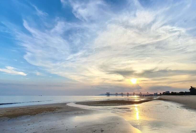 Emerald Ho Tram Resort