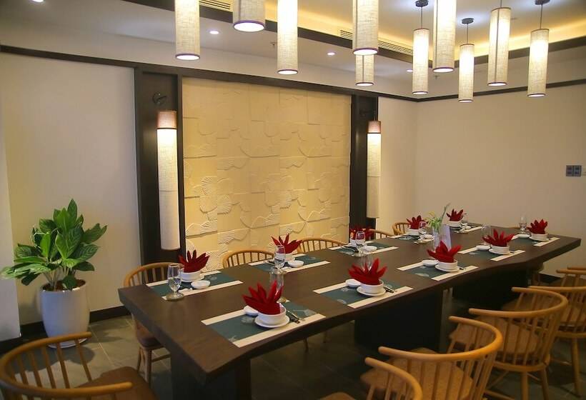 Emerald Ho Tram Resort