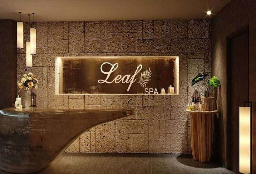 Emerald Ho Tram Resort