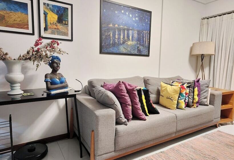 Hostel For One Com Quarto De Solteiro E Banheiro Privativos