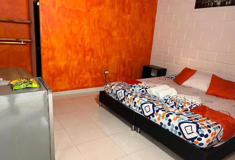 호텔 Campestre El Refugio De Las Guacamayas