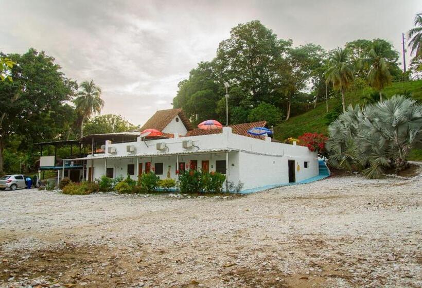 호텔 Campestre El Refugio De Las Guacamayas