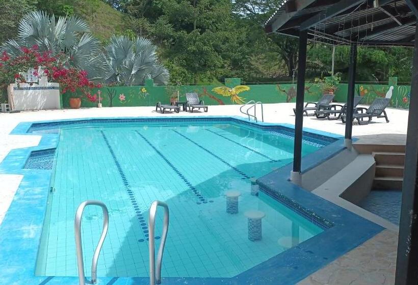 호텔 Campestre El Refugio De Las Guacamayas