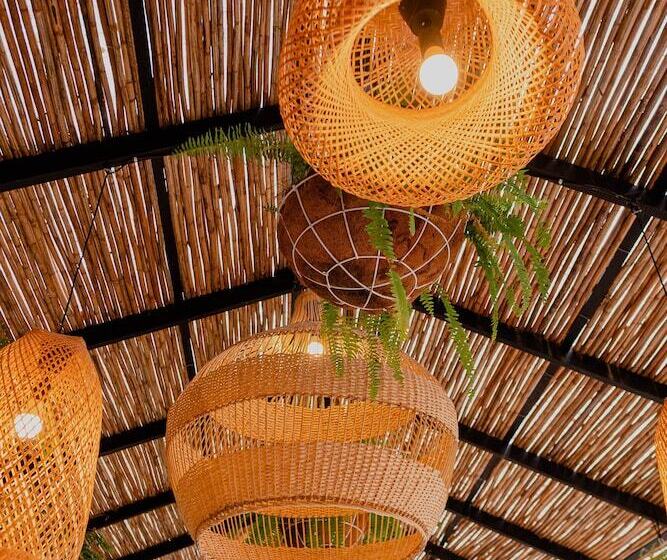 هتل Casa De Hadas