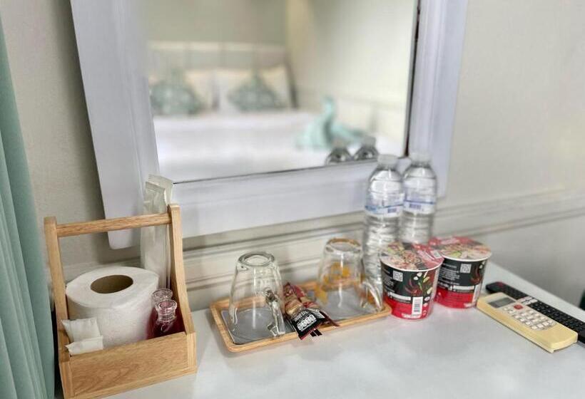 בית מלון כפרי Chanmel Riverside