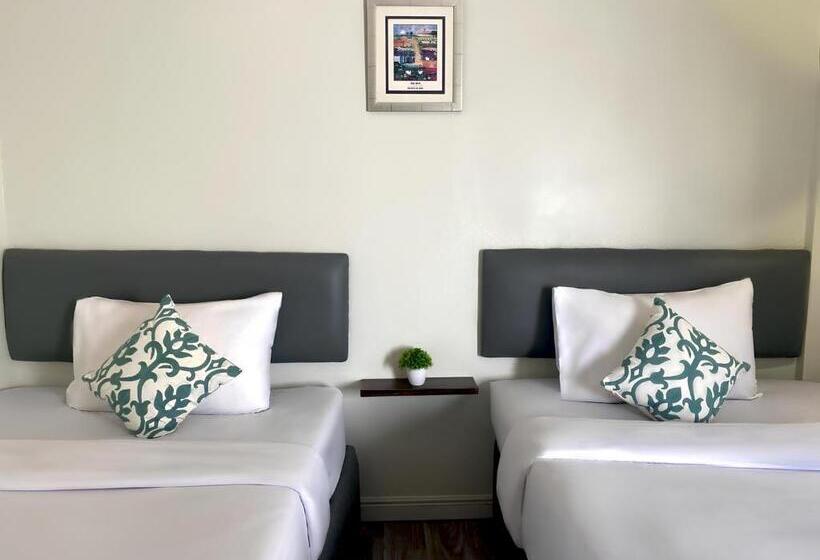 בית מלון כפרי Chanmel Riverside