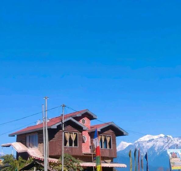 ホテル Cloud S End Retreat