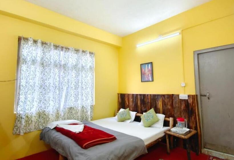 ホテル Cloud S End Retreat