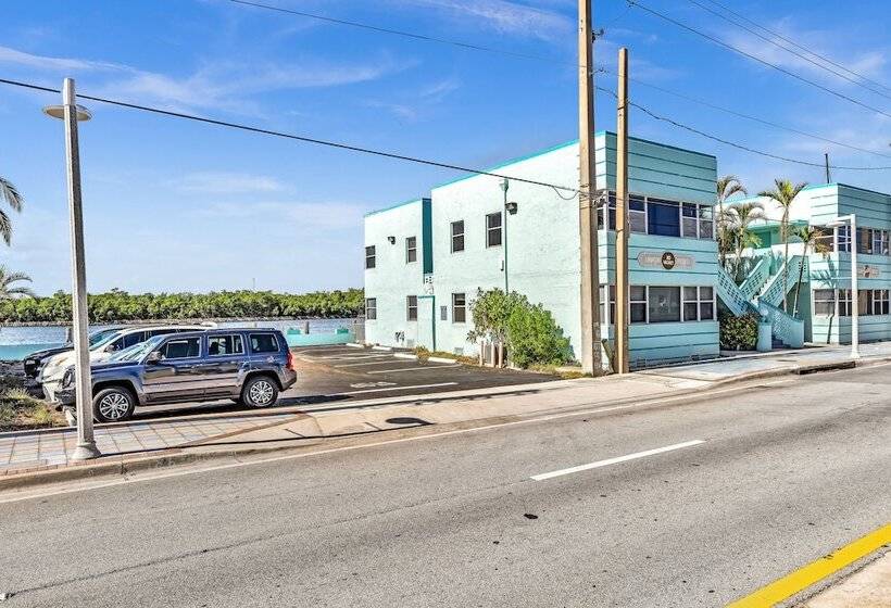 فندق Coastal Sunset