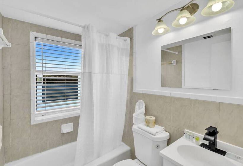 فندق Coastal Sunset