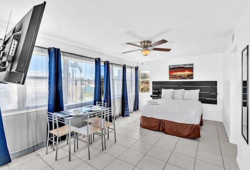 فندق Coastal Sunset