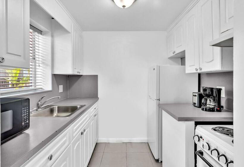 فندق Coastal Sunset