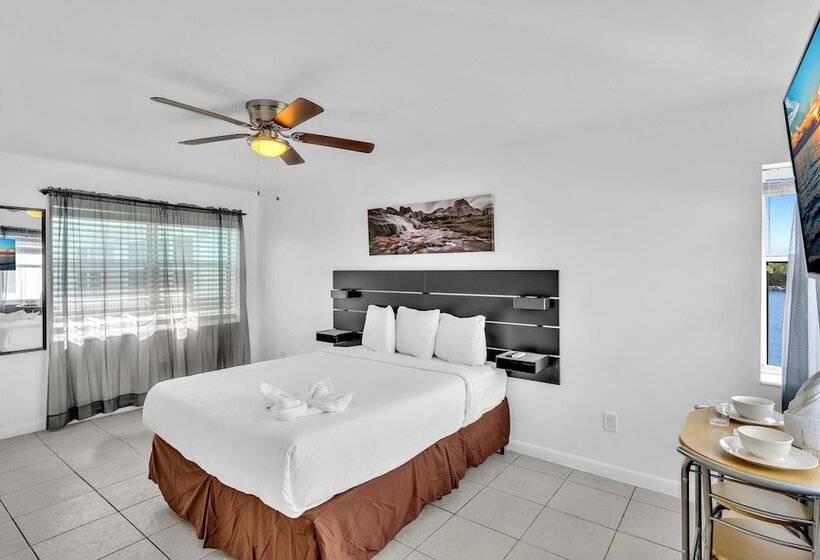 فندق Coastal Sunset