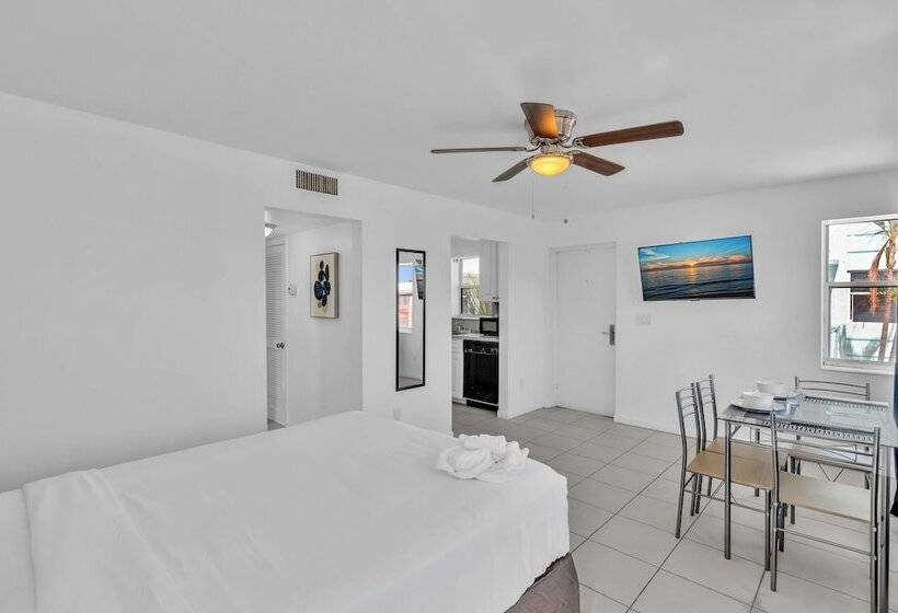 فندق Coastal Sunset