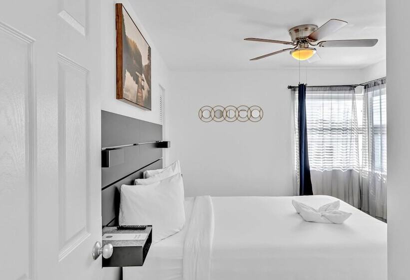 فندق Coastal Sunset