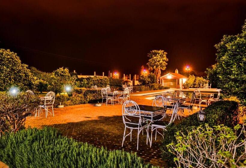 هتل Complexe El Bassatine