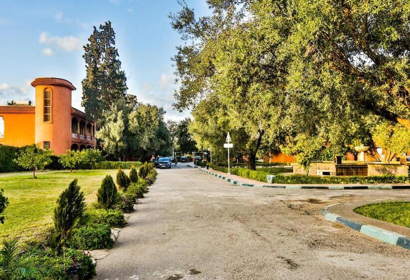 هتل Complexe El Bassatine