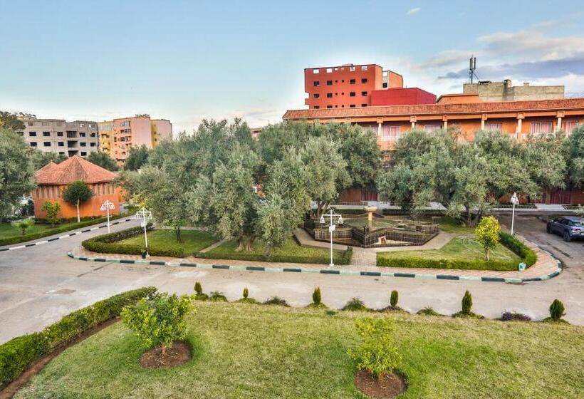 هتل Complexe El Bassatine