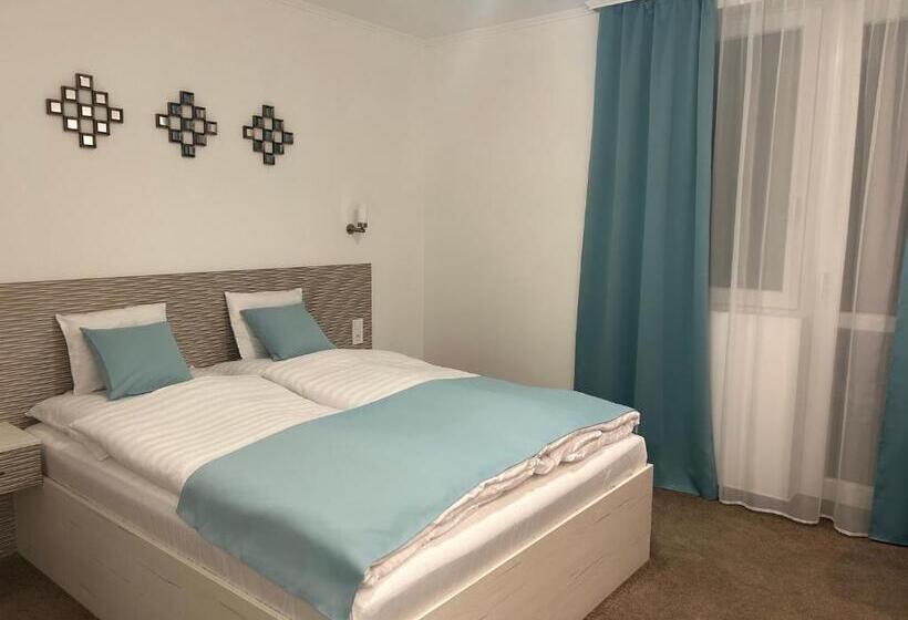 בית מלון כפרי Danelis