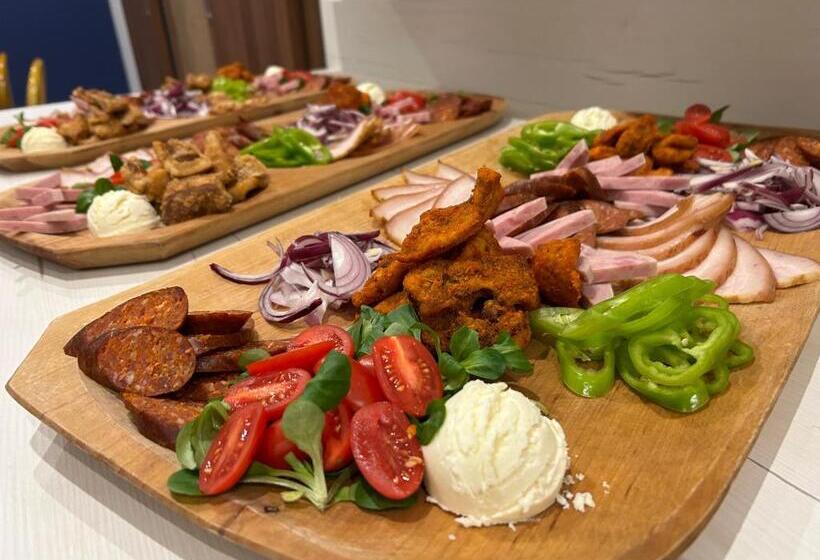 בית מלון כפרי Danelis