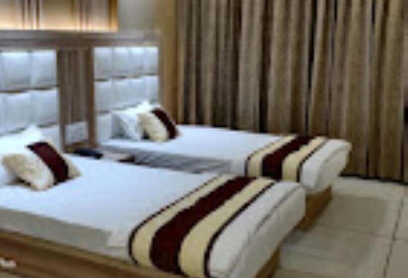 בית מלון כפרי Darshan & Guest House , Paldi