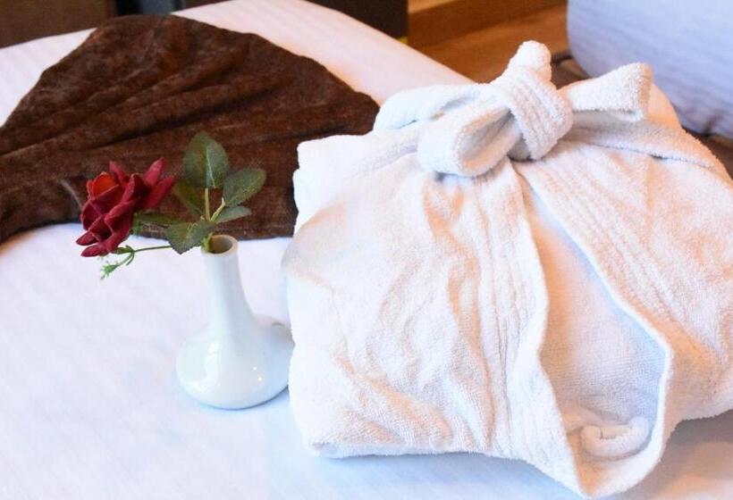 هتل Jewel Zamalek