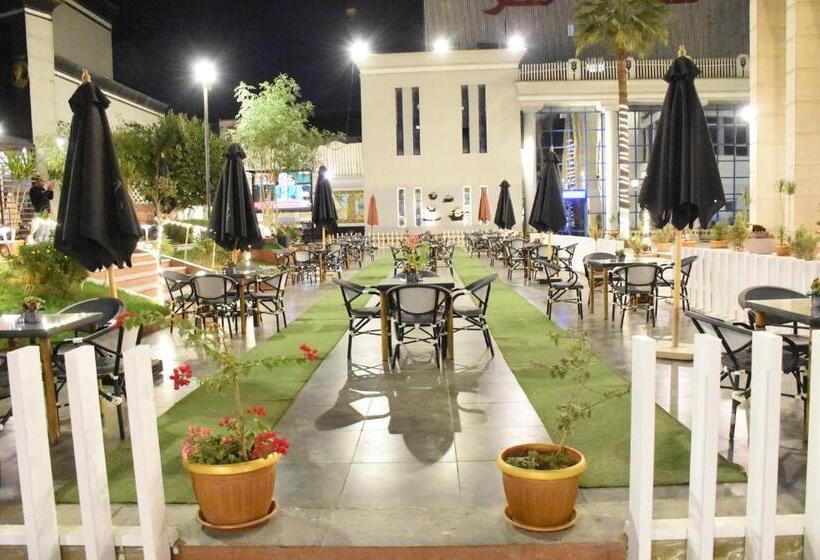 هتل Jewel Zamalek