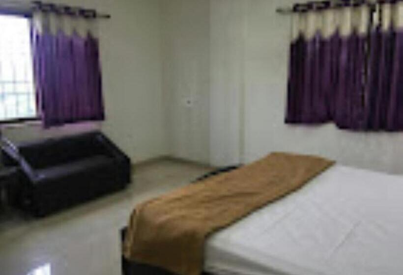 فندق Farm House,palm Castle , Savarde