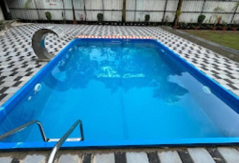 فندق Farm House,palm Castle , Savarde