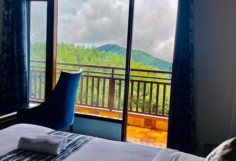 فندق Radiance Regency Resort Chail