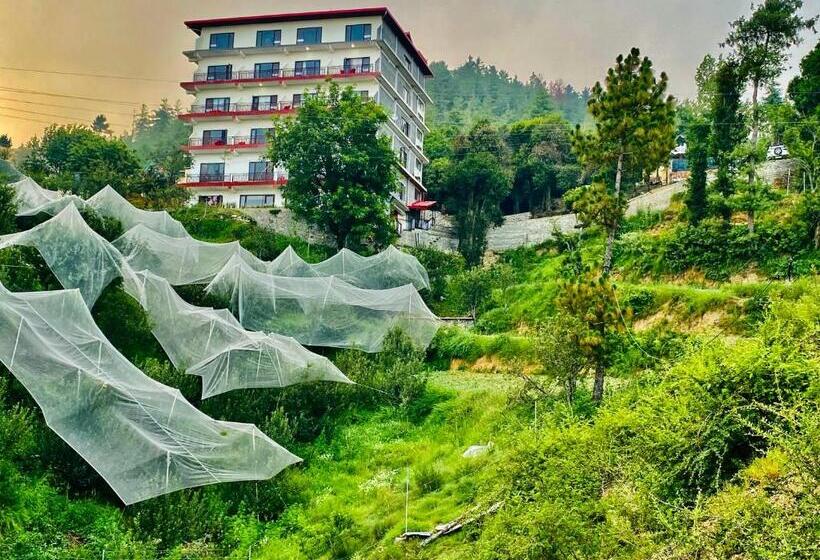 فندق Radiance Regency Resort Chail