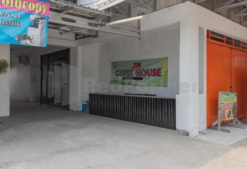 ホテル Jm Guest House Lamaran Redpartner