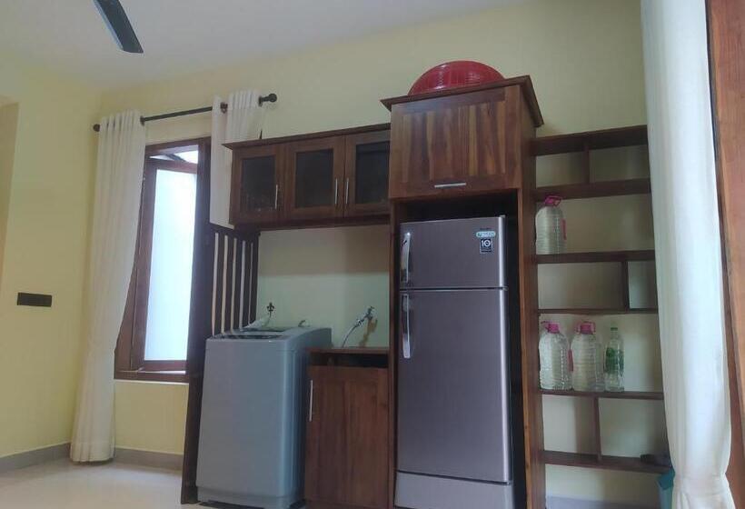 Отель Kandy Lotus