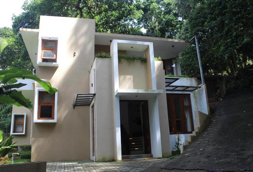 Отель Kandy Lotus