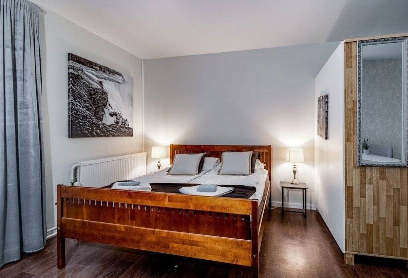 בית מלון כפרי Li Keskipiste