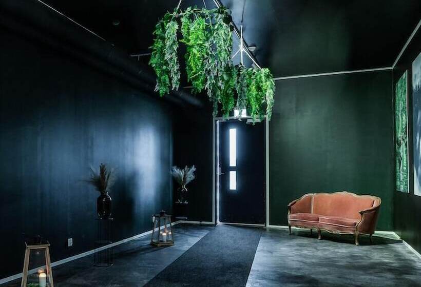 בית מלון כפרי Li Keskipiste