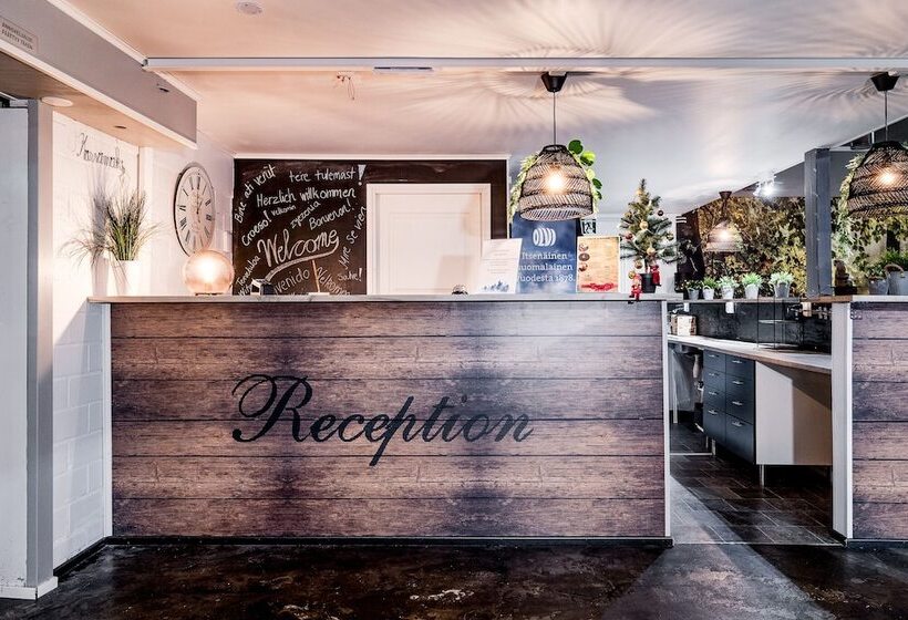 בית מלון כפרי Li Keskipiste