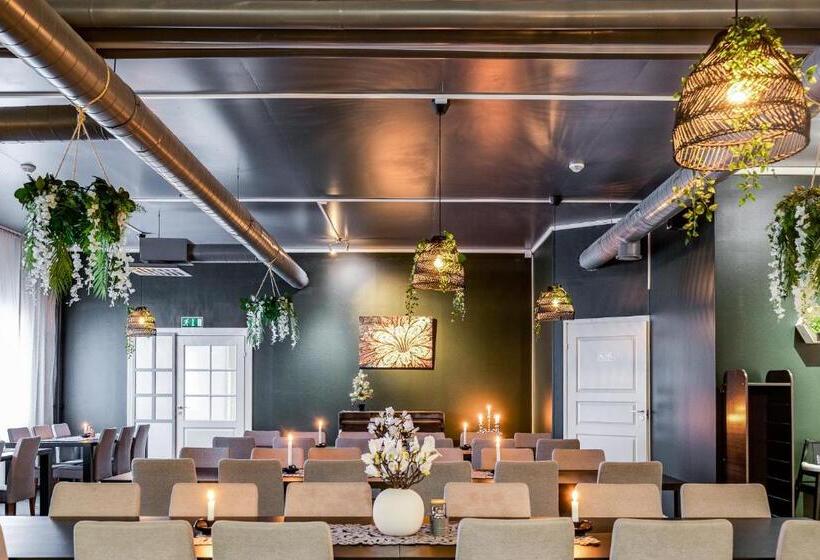 בית מלון כפרי Li Keskipiste