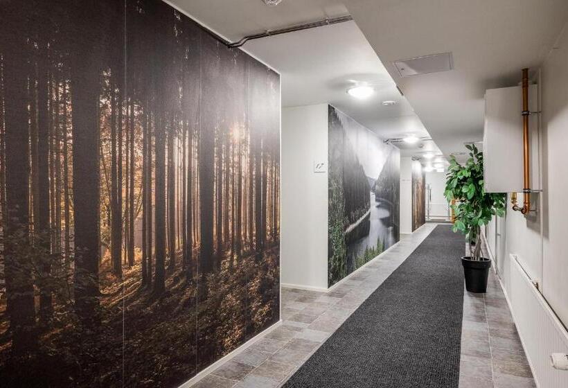 בית מלון כפרי Li Keskipiste