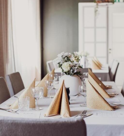 בית מלון כפרי Li Keskipiste