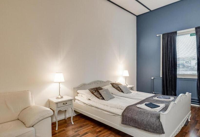 בית מלון כפרי Li Keskipiste