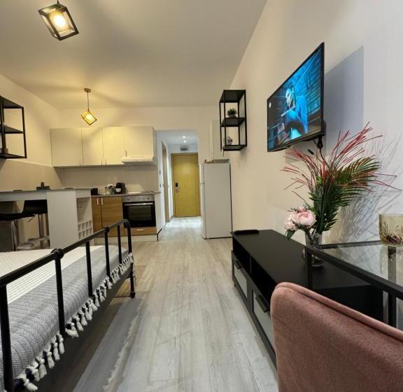 فندق La Mika  Your Home