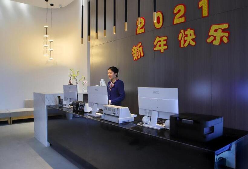 בית מלון כפרי Luzhou Baian Smart