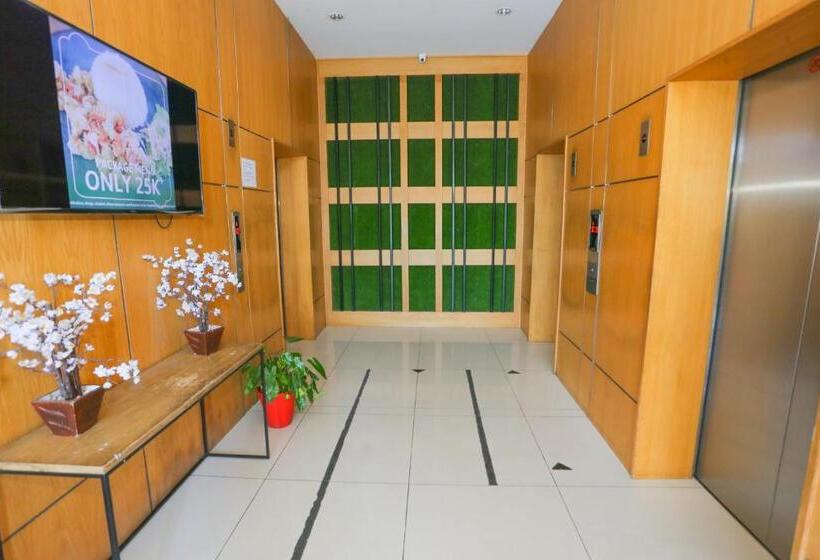 فندق Oyo 93432 Tree Room