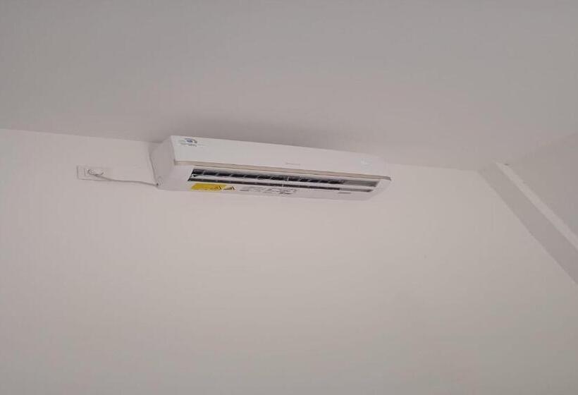 ホテル Oyo 93435 Yuda Family Homestay