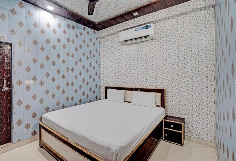 فندق Oyo Krishna Restaurant Near Line Paar